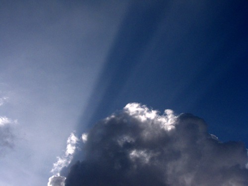 Low Rays and Cumulus Clouds